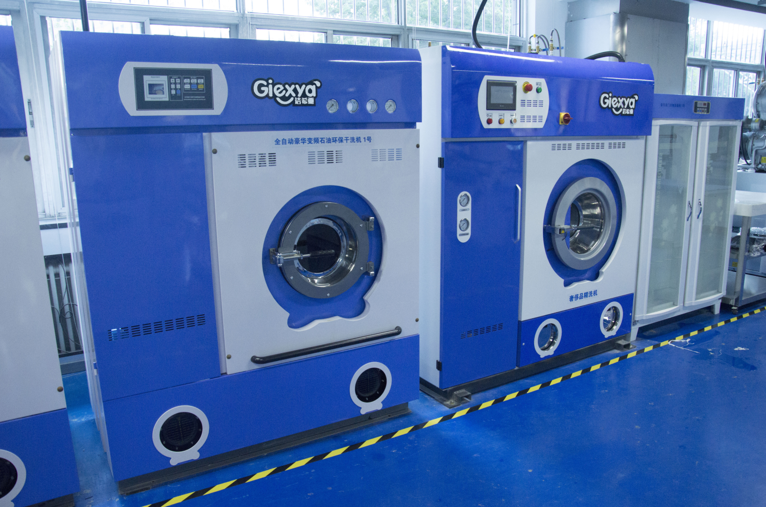 一套干洗設備多少錢